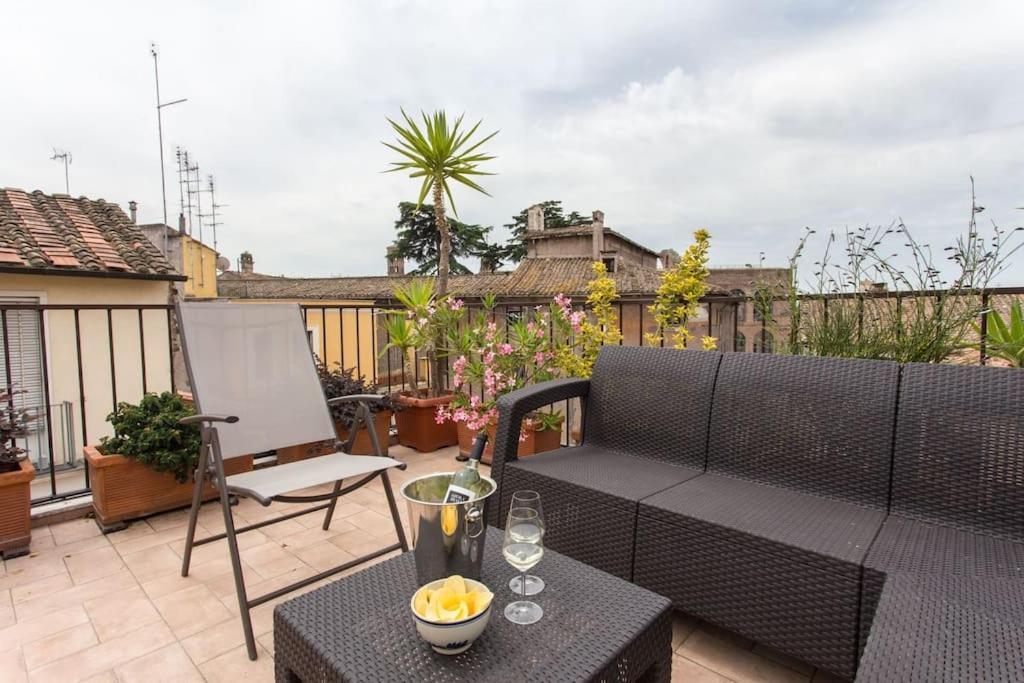 דירות רומא Frangipane 31 Monti Terrace מראה חיצוני תמונה